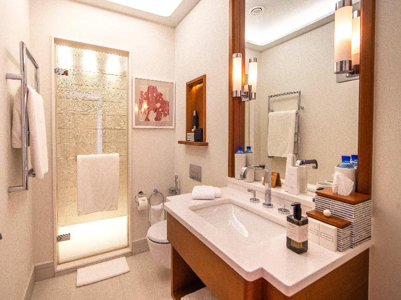 Regent Porto Montenegro Hotel - Oda