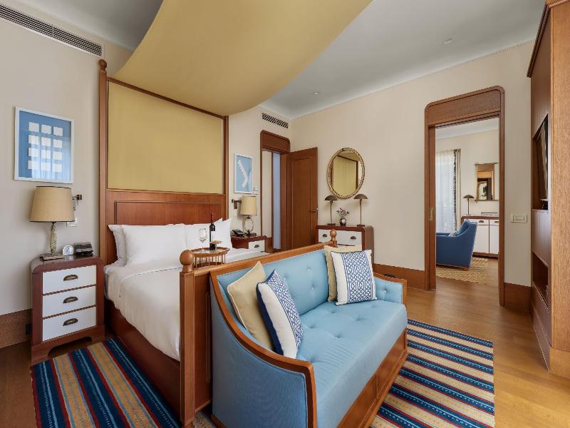 Regent Porto Montenegro Hotel - Oda