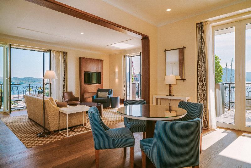 Regent Porto Montenegro Hotel - Oda