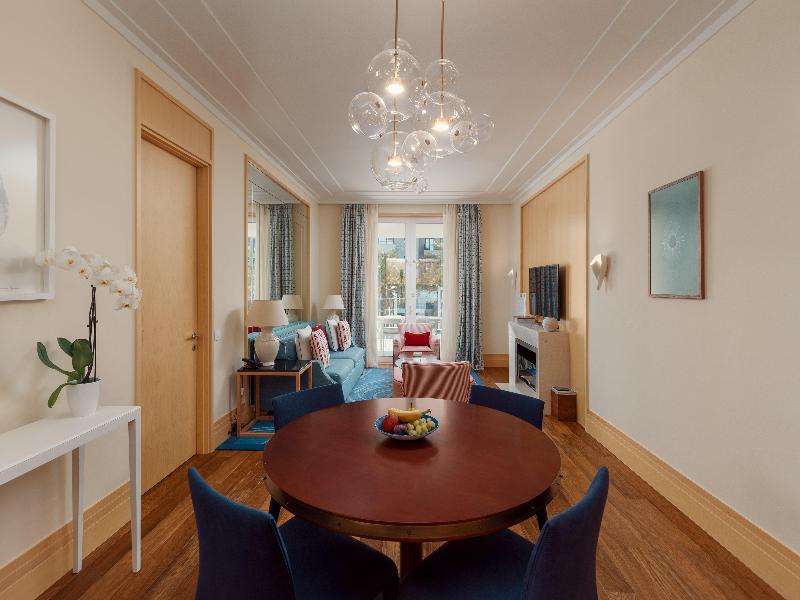 Regent Porto Montenegro Hotel - Oda