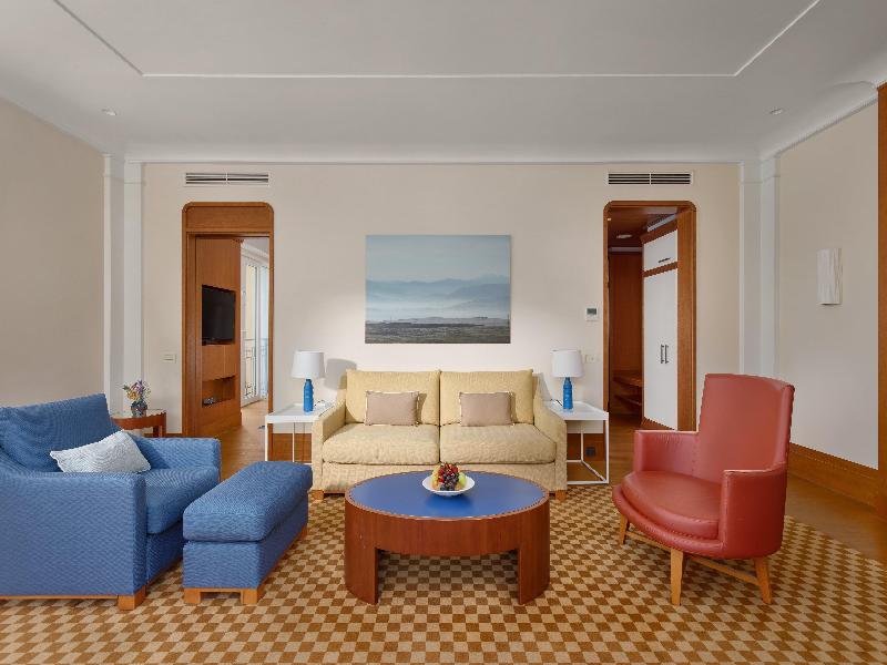 Regent Porto Montenegro Hotel - Oda