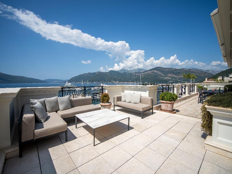 Regent Porto Montenegro Hotel - Oda