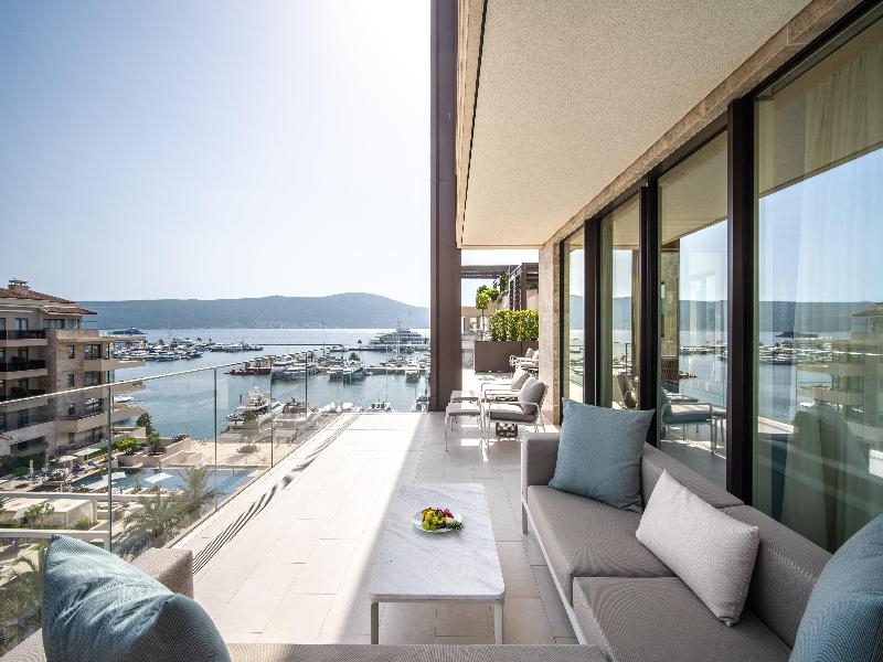 Regent Porto Montenegro Hotel - Oda
