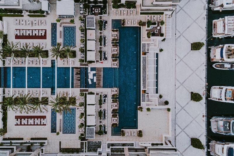 Regent Porto Montenegro Hotel - Havuz