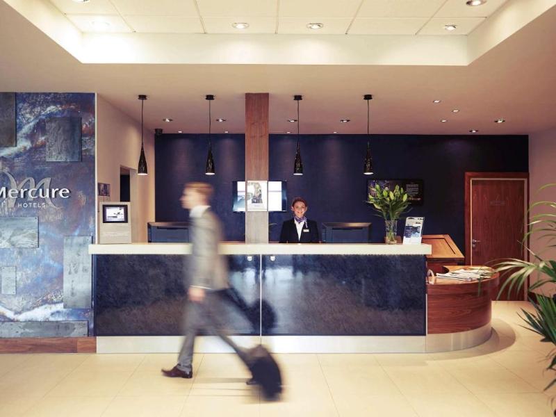 Mercure Sheffield Parkway - Lobi