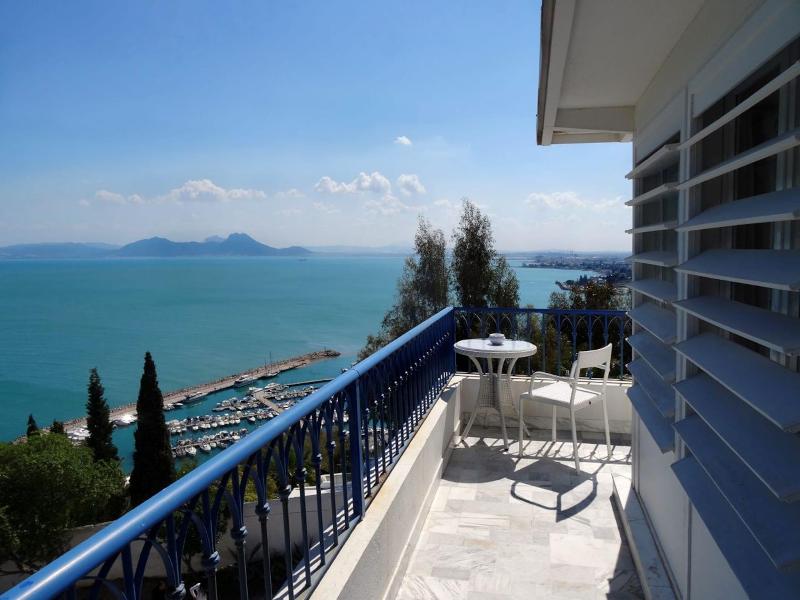 La Villa Bleue - Genel