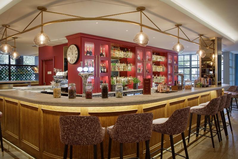 DoubleTree by Hilton Bath - Bar