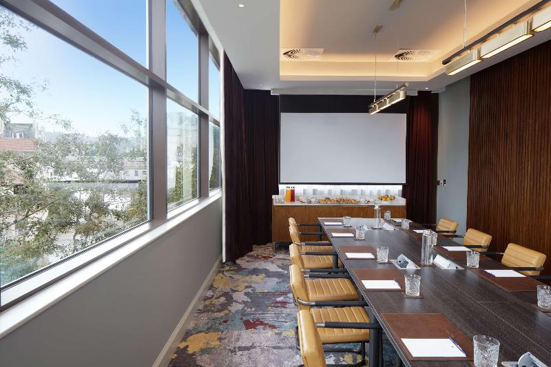 DoubleTree by Hilton Bath - Toplantı