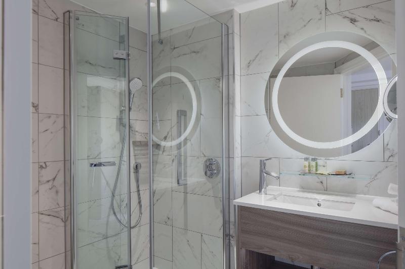 DoubleTree by Hilton Bath - Oda