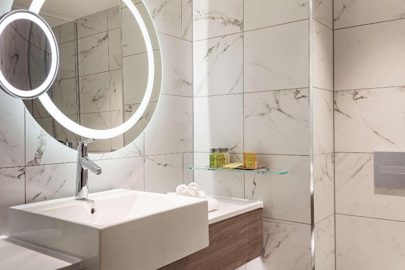 DoubleTree by Hilton Bath - Oda