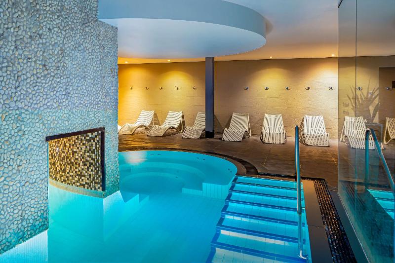 DoubleTree by Hilton Hotel & Spa Chester - Havuz