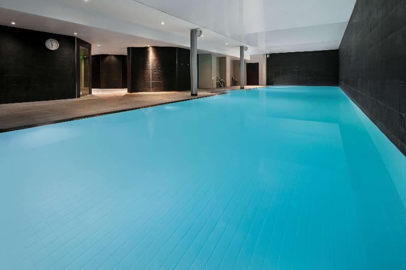 DoubleTree by Hilton Hotel & Spa Chester - Havuz