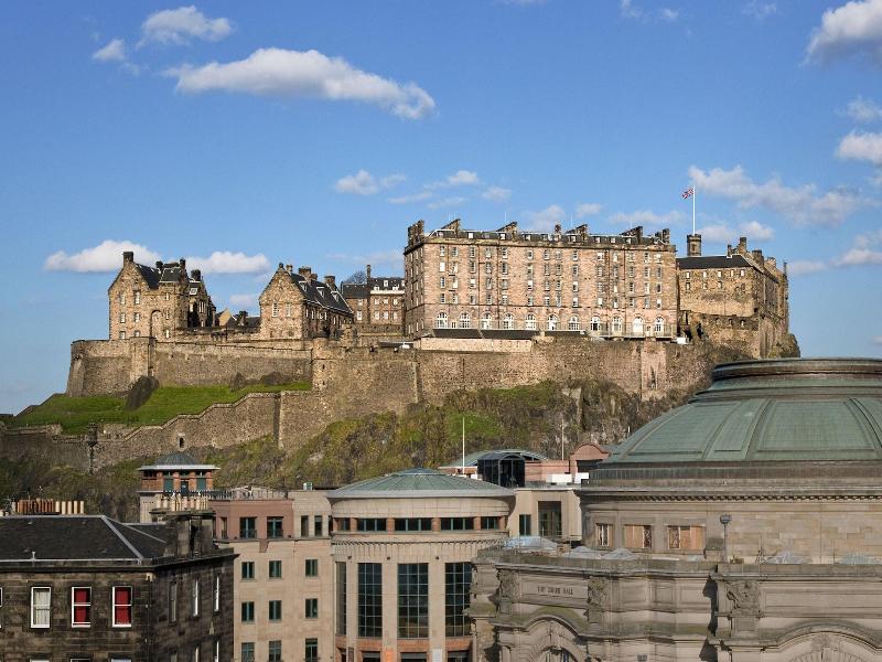 Sheraton Grand Hotel & Spa Edinburgh - Oda
