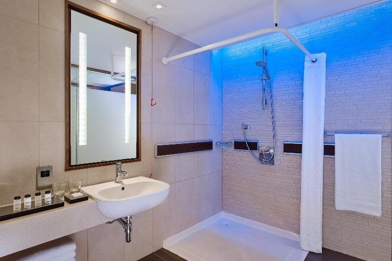 Sheraton Grand Hotel & Spa Edinburgh - Oda