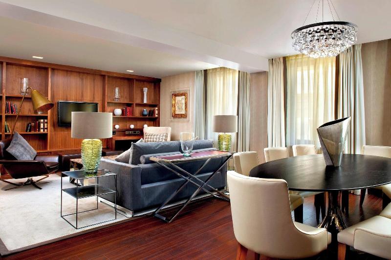Sheraton Grand Hotel & Spa Edinburgh - Oda
