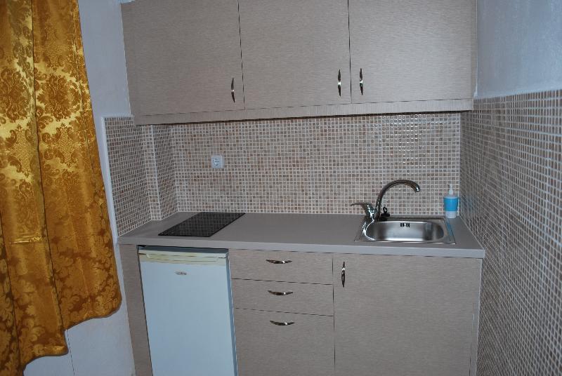 Koula Apartments - Oda