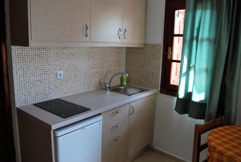 Koula Apartments - Oda