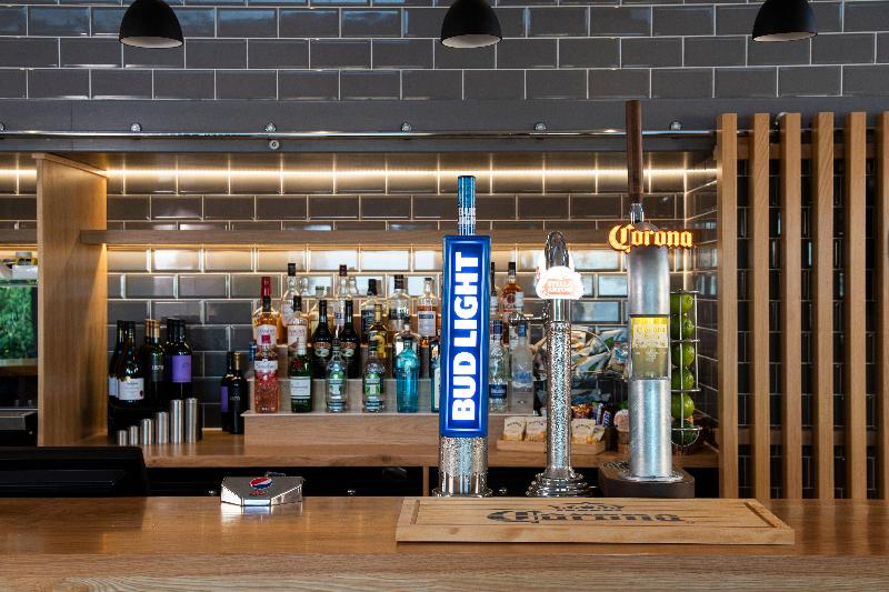 Holiday Inn Express Edinburgh - City West - Bar