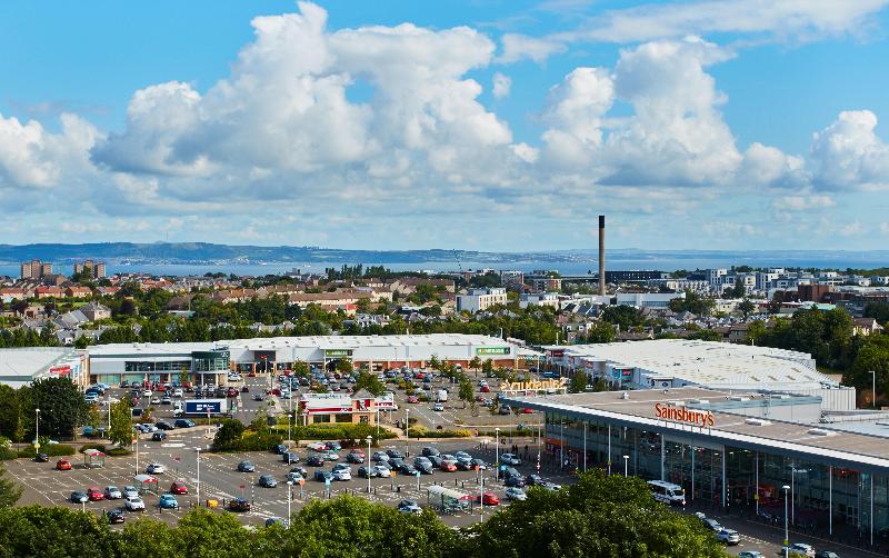 Holiday Inn Express Edinburgh - City West - Genel