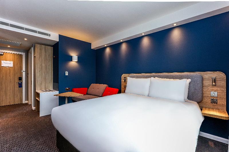 Holiday Inn Express Edinburgh - City West - Oda