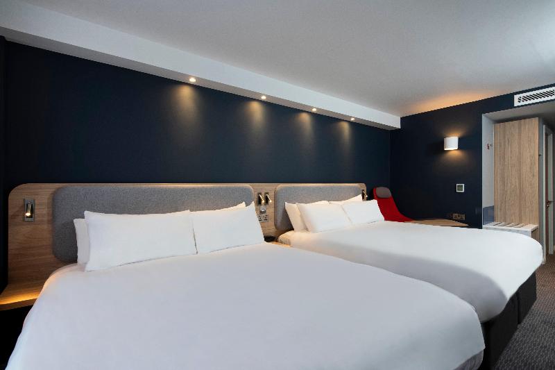 Holiday Inn Express Edinburgh - City West - Oda