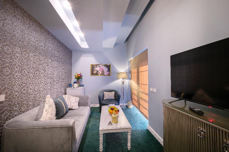 Phoenicia Comfort - Oda