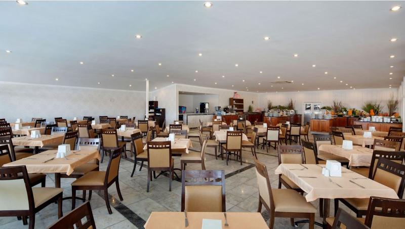 Club Wasa Holiday Village Hotel - Restoran
