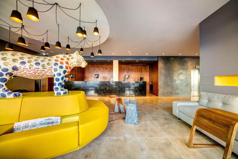 Apex City Hotel - Lobi