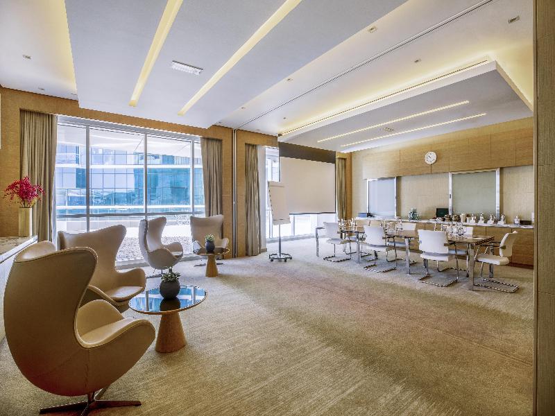 DoubleTree by Hilton Dubai, Jumeirah Beach - Toplantı