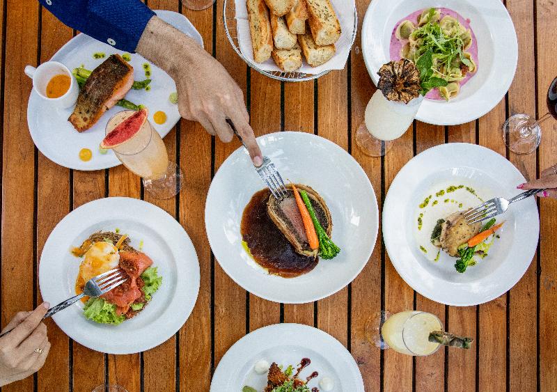 DoubleTree by Hilton Dubai, Jumeirah Beach - Restoran