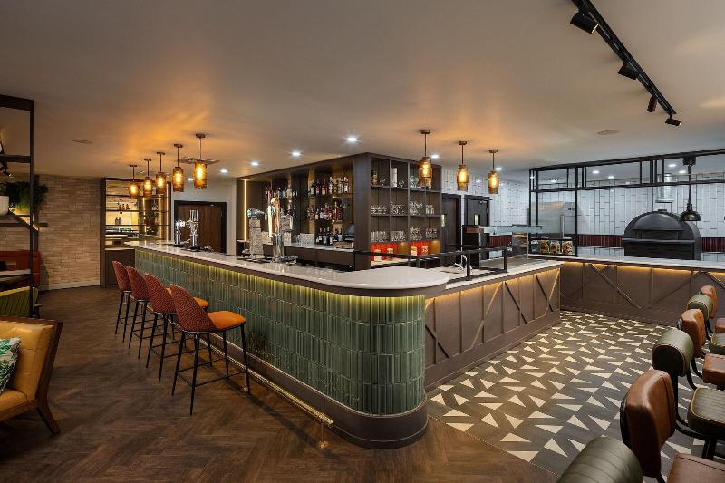 Four Points by Sheraton Edinburgh - Genel