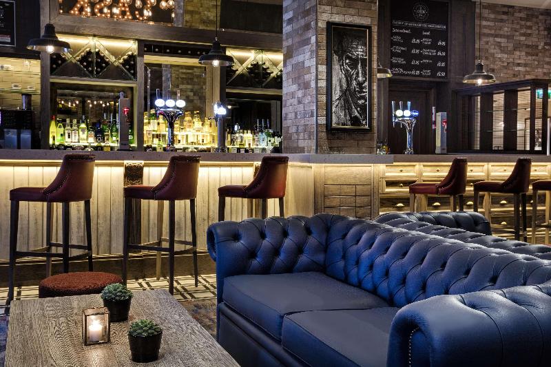 DoubleTree by Hilton Glasgow Central - Bar