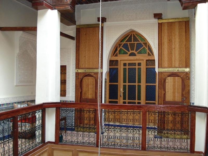 Riad Taryana - Lobi
