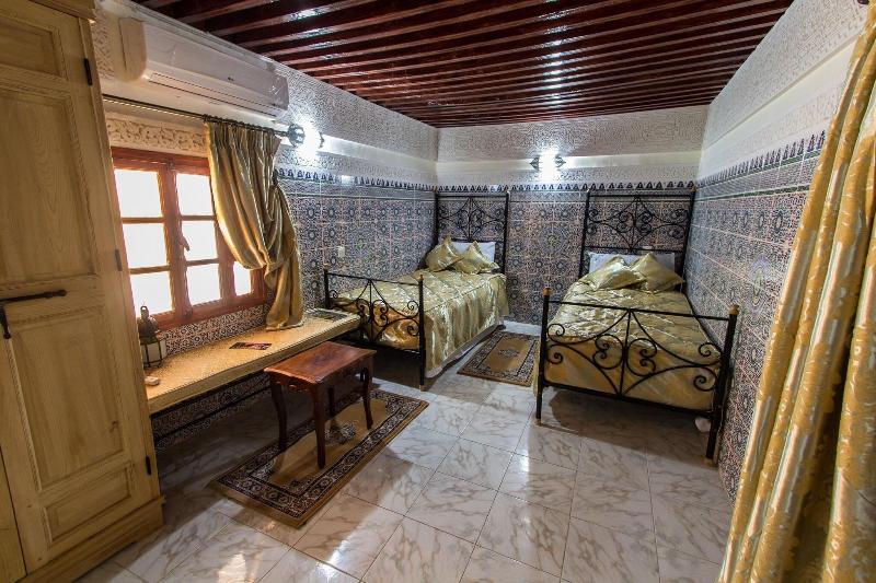 Riad Taryana - Oda