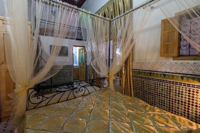 Riad Taryana - Oda