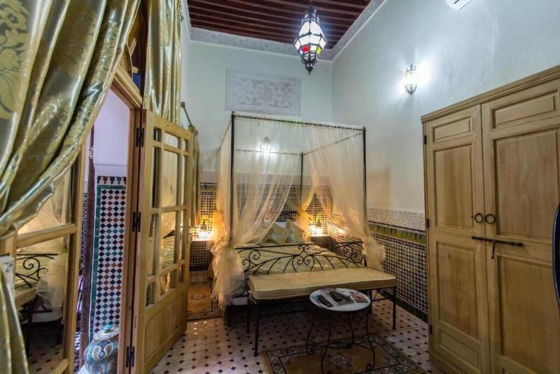 Riad Taryana - Oda