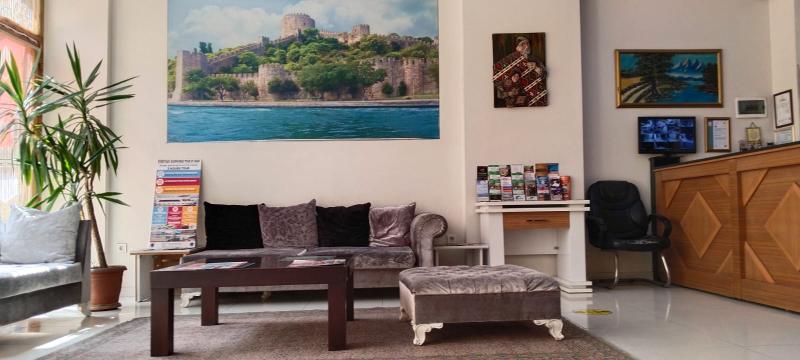 Raimond hotel - Lobi