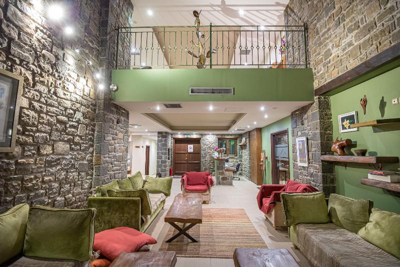 Anavasi Mountain Resort - Lobi
