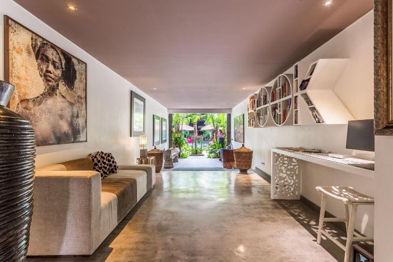 Kejora Suites - Lobi