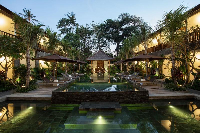 Kejora Suites - Havuz