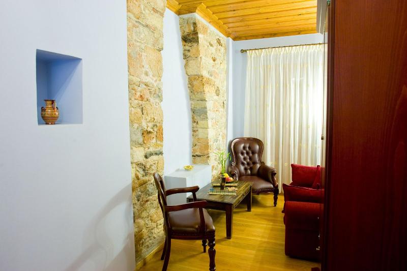 Kyveli Suites - Oda