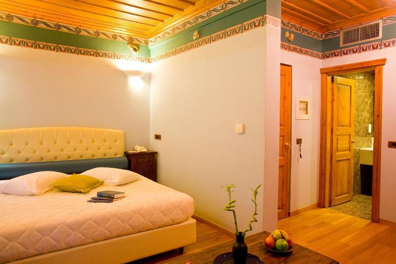 Kyveli Suites - Oda