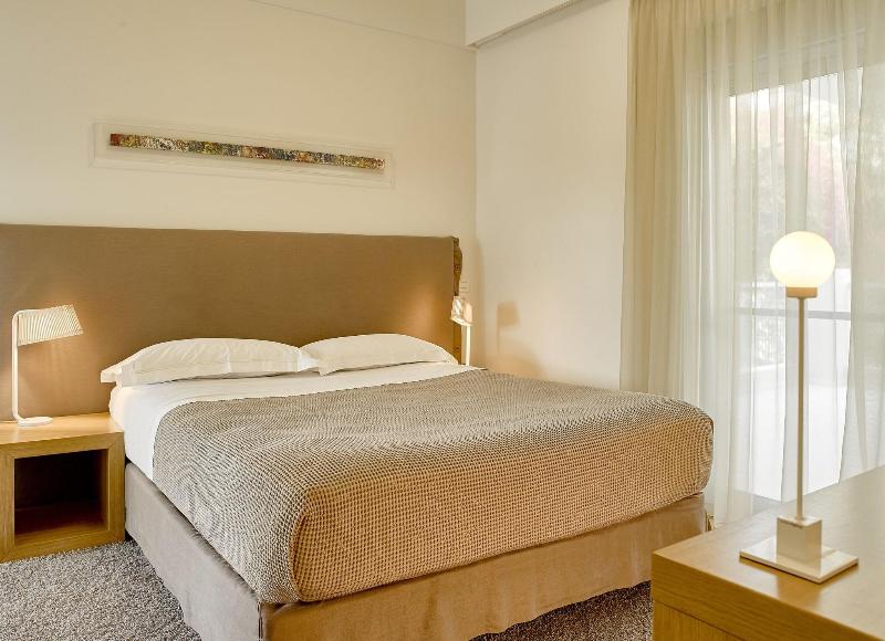 Scale Suites - Oda