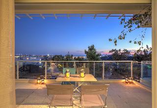 Scale Suites fotoÄŸrafÄ±