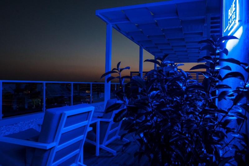 Scale Suites - Teras