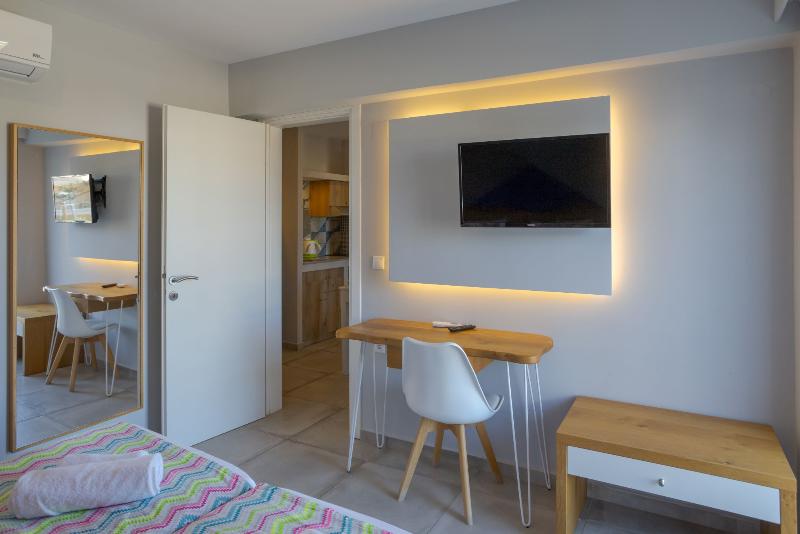 Natali Apartments - Oda