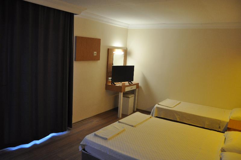 Anita Sunpark Beach Hotel - Oda