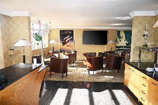 Crowne Plaza John Lennon Airport fotoÄŸrafÄ±