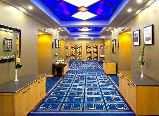 Crowne Plaza John Lennon Airport fotoÄŸrafÄ±