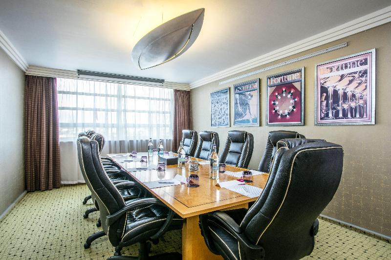Crowne Plaza John Lennon Airport - Toplantı